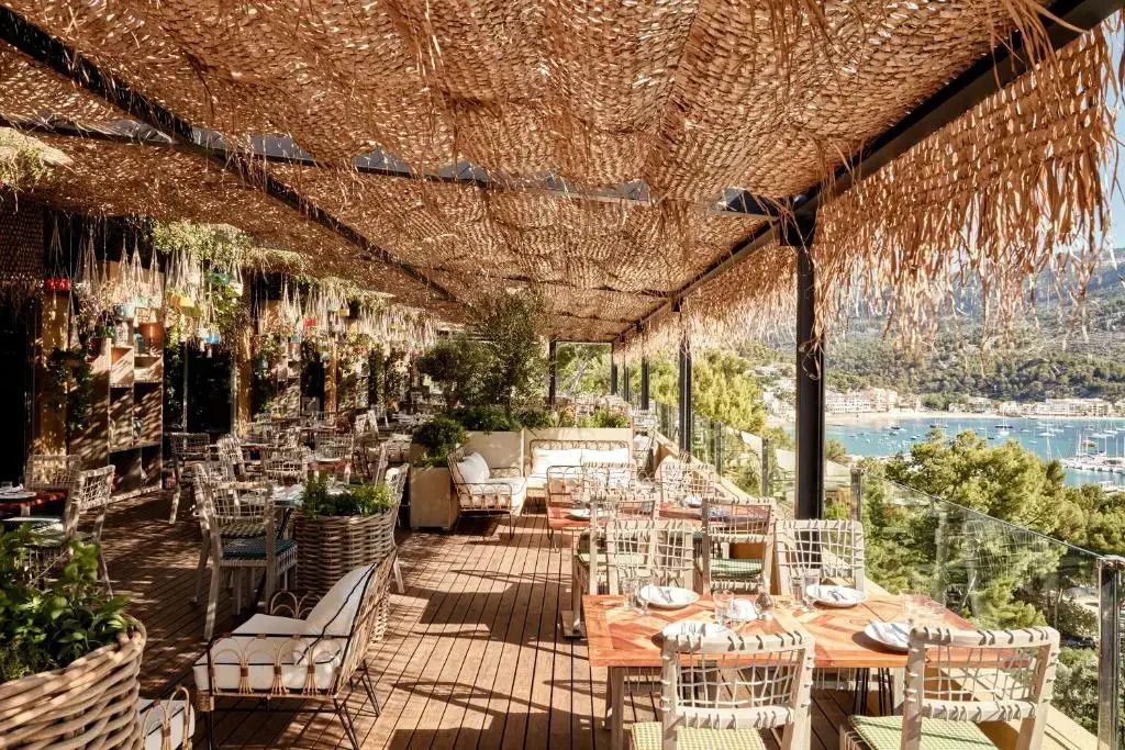 Restaurant im Boho Style Bikini Island & Mountain Hotel